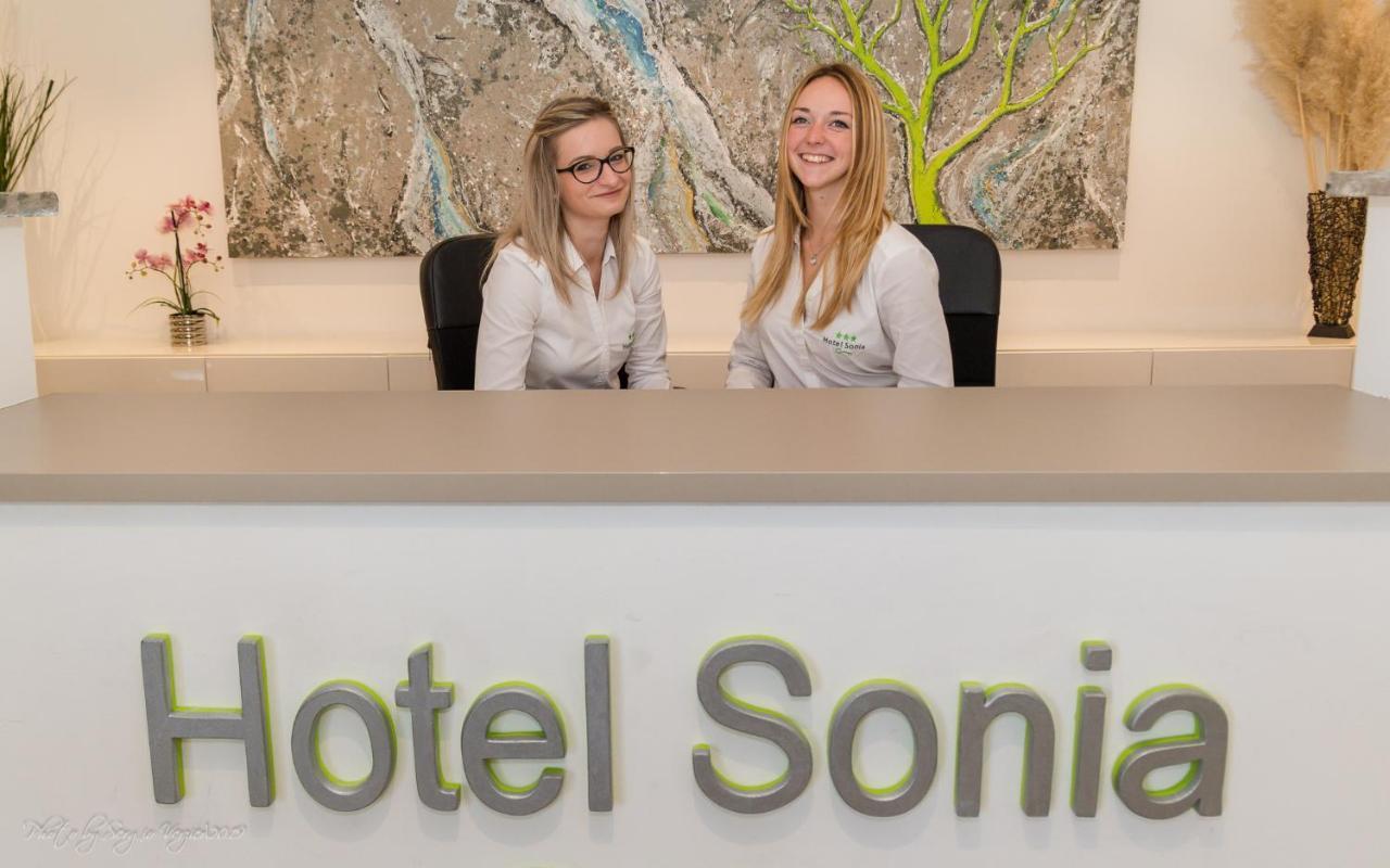Hotel Sonia Aquilinia ภายนอก รูปภาพ