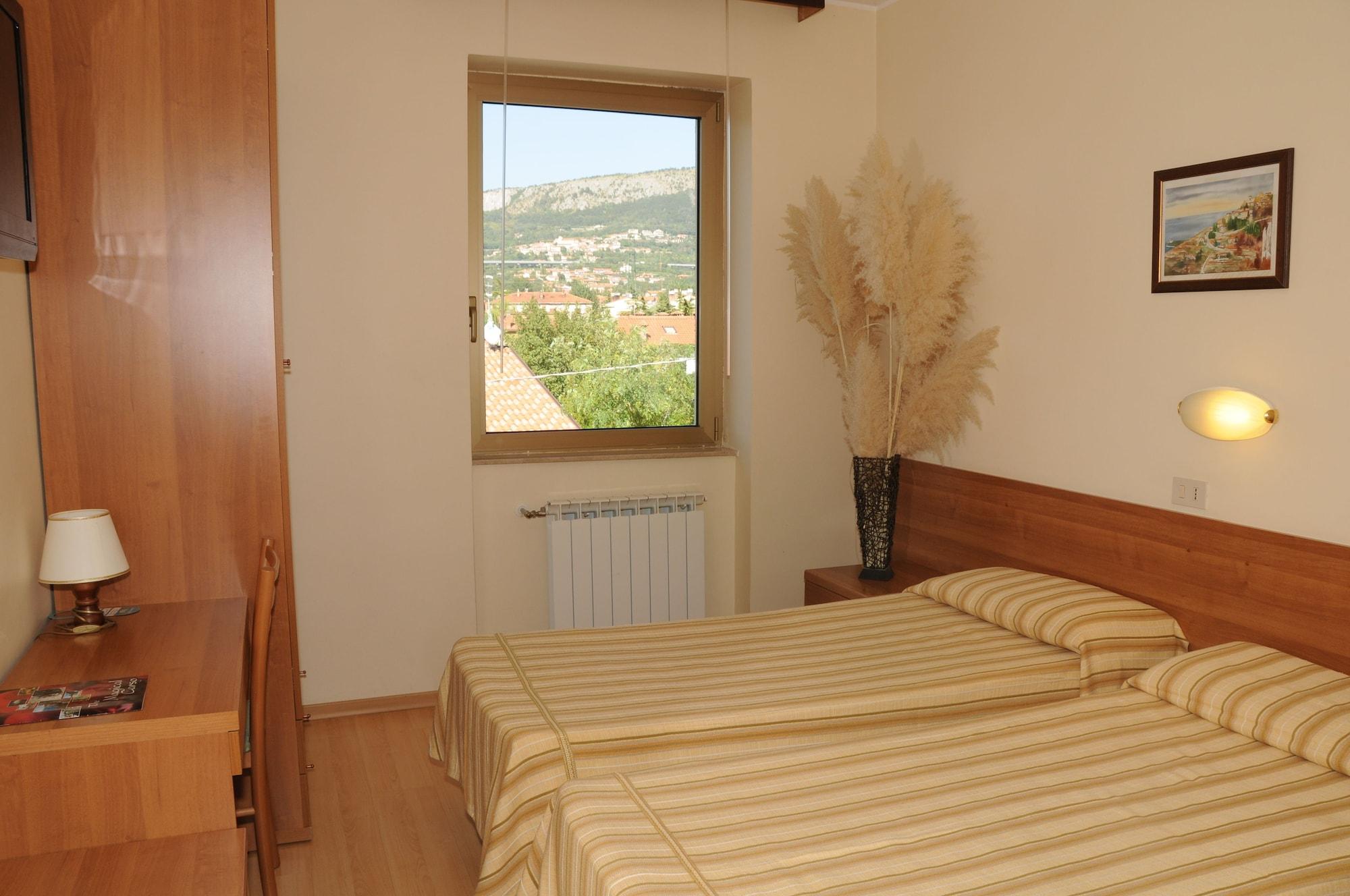 Hotel Sonia Aquilinia ภายนอก รูปภาพ